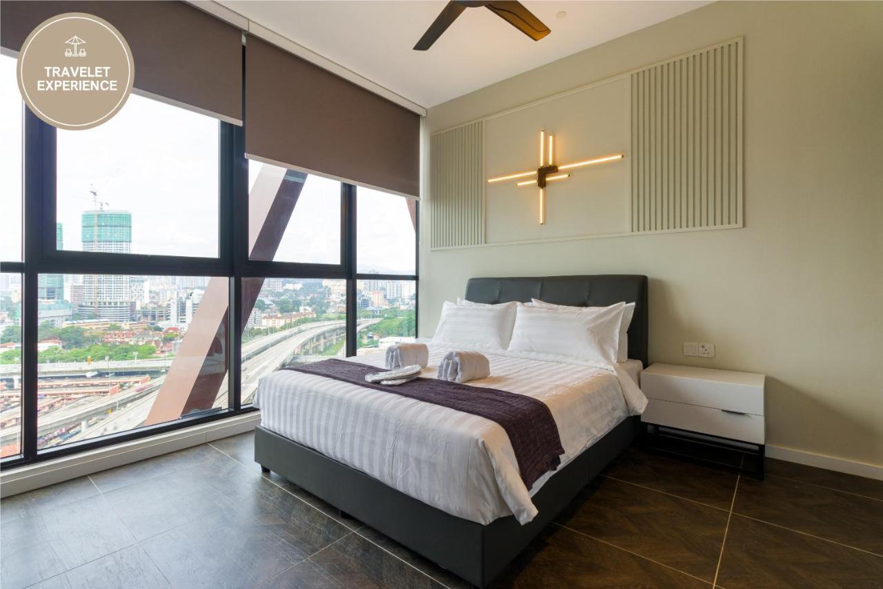 Scarletz Suites Klcc, Travelet Куала Лумпур Екстериор снимка