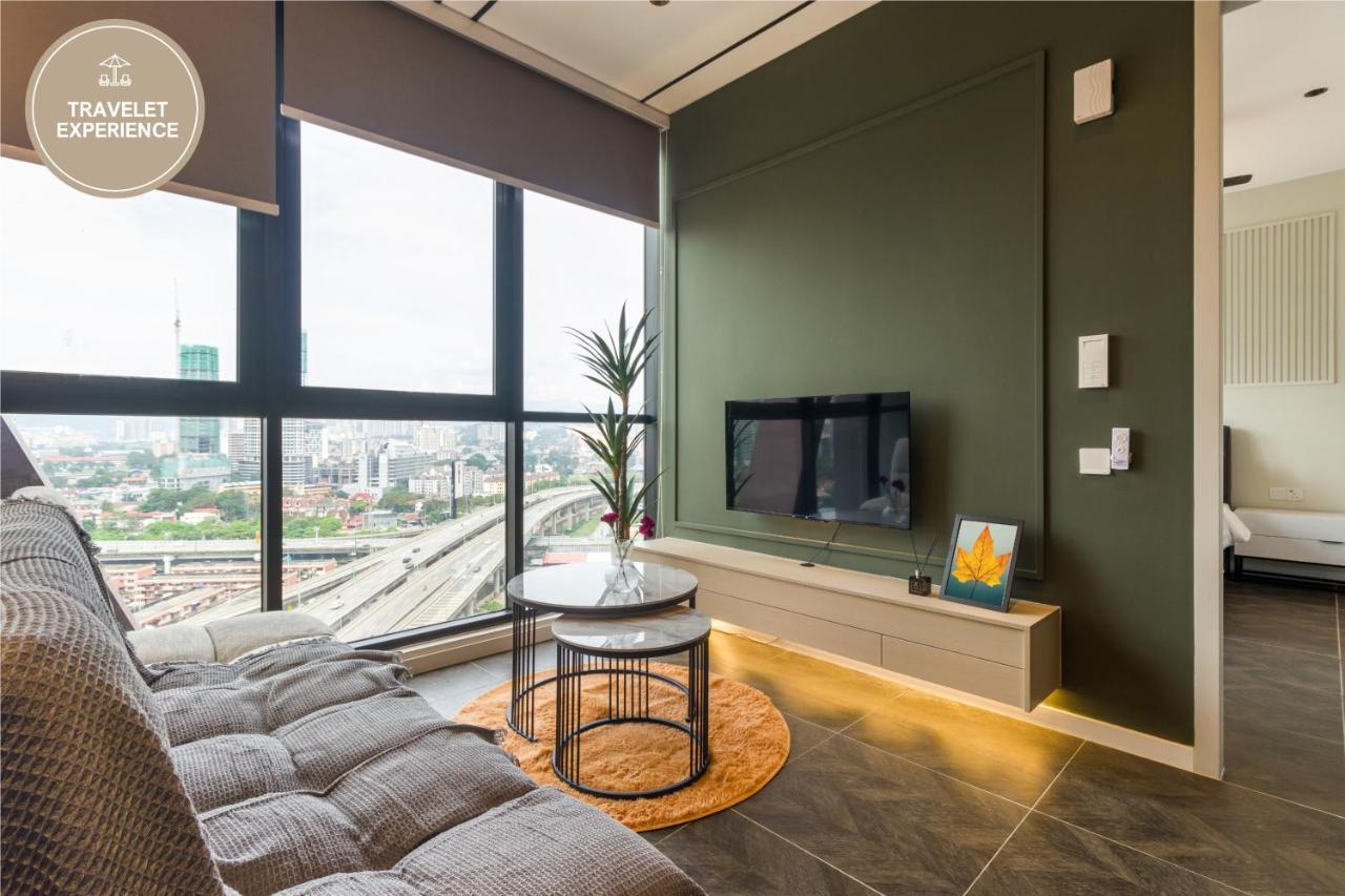 Scarletz Suites Klcc, Travelet Куала Лумпур Екстериор снимка